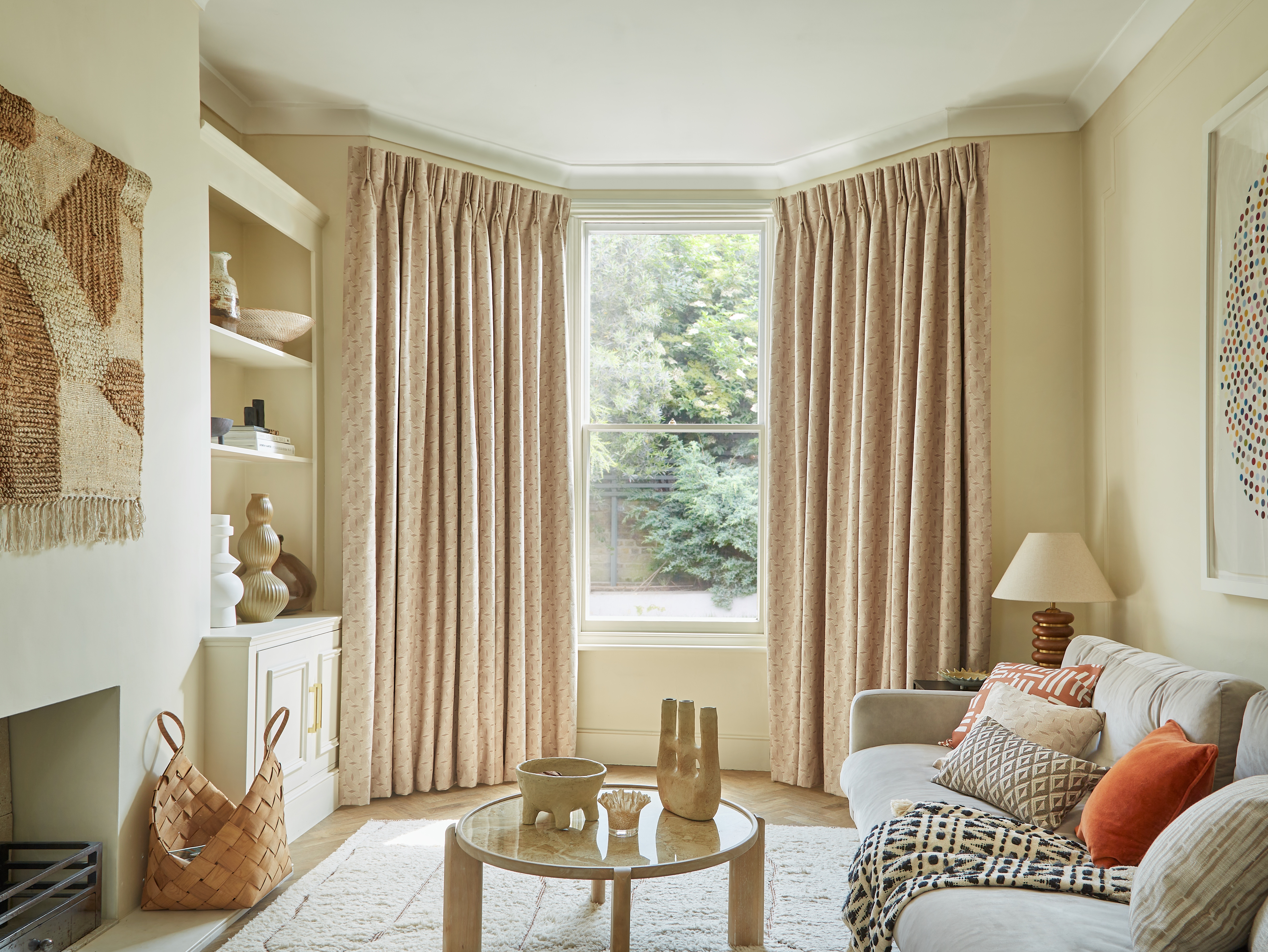 ARENA_24_CURTAIN-TWISTED-TAUPE-LANDSCAPE-01.jpg